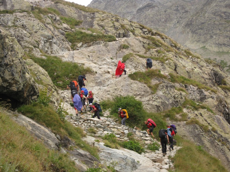 Beim Aufstieg zur Hütte hat es kurz geregnet. Beim Aufstieg zur Hütte hat es kurz geregnet.