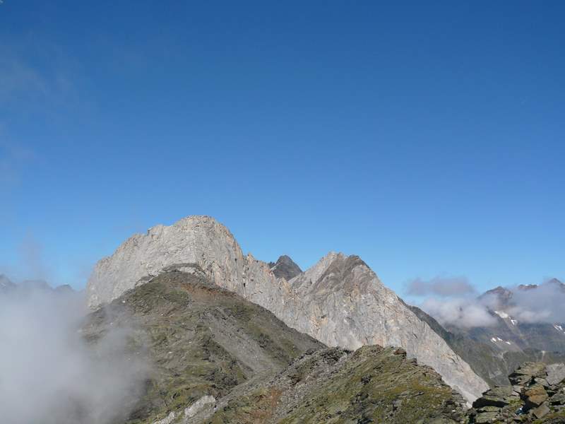 Blick auf Lodner und Hohe Weiße, dahinter Hohe Wilde Blick auf Lodner und Hohe Weiße, dahinter Hohe Wilde