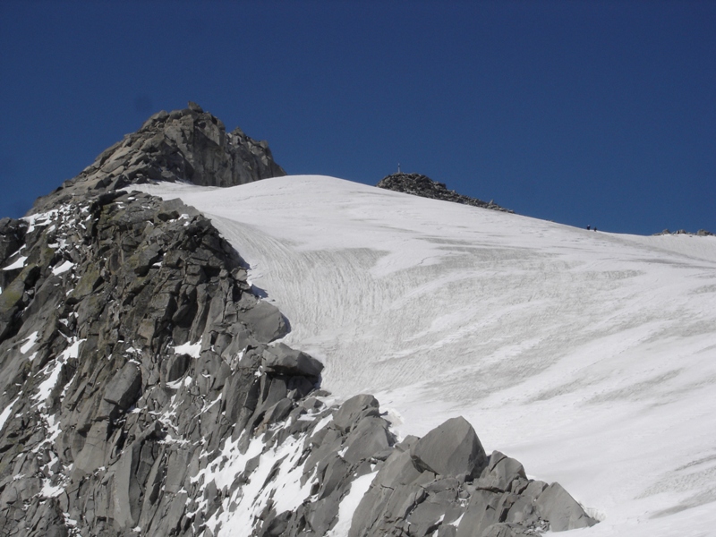 Der zweite Gipfel von links ist der Schwarzenstein Der zweite Gipfel von links ist der Schwarzenstein